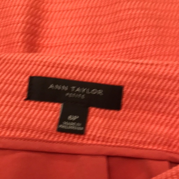 Ann Taylor skirt - Picture 3 of 3